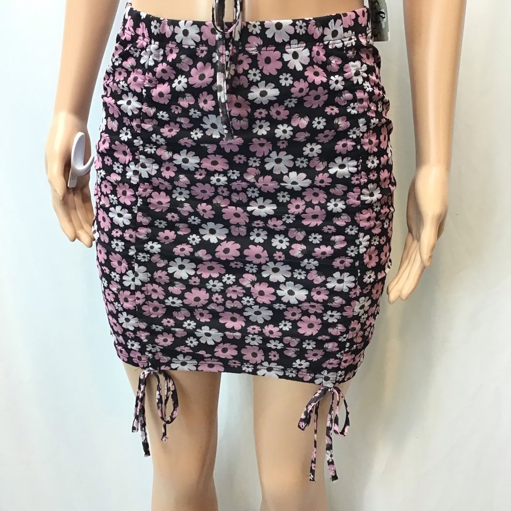 J for Justify 2Pc Floral Ruched Top & Mini Skirt Set - Picture 3 of 12